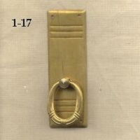 Truhengriffe, Truhenschlösser, Truhenbänder, Wachse,Wurmmittel, Wachskittstangen, Watte zum Polieren, Zierbeschläge, Zapfenbänder.