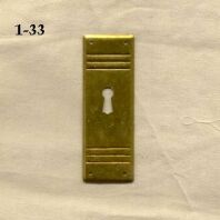 Schlüsselschield 1-33, Messing geprägt.